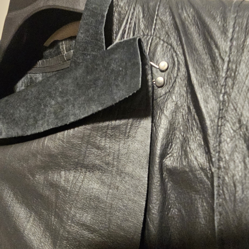 My Tribe Leather Vest - Picture 3 of 9